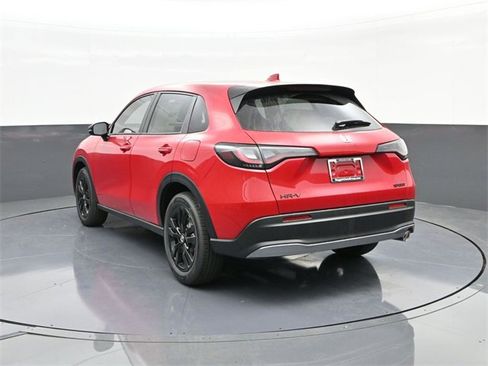 New 2026 Honda HR-V Sport image 8