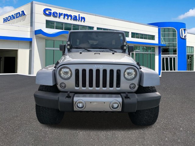 Used 2017 Jeep Wrangler Unlimited Sahara w/ Connectivity Group AWD/4WD image 9