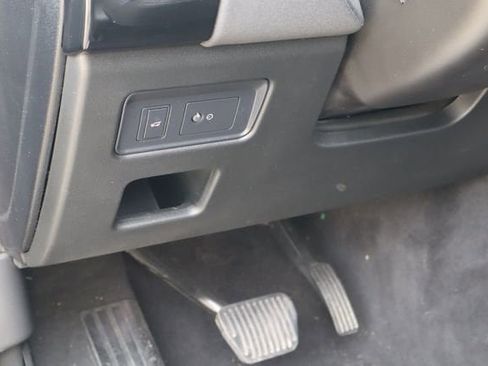 Used 2019 Land Rover Discovery HSE AWD/4WD image 27