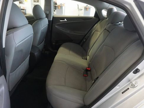 Used 2013 Hyundai Sonata GLS image 15