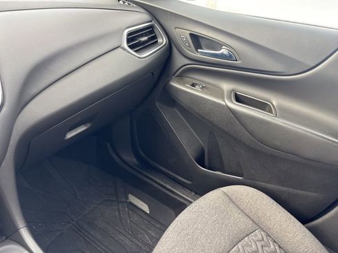 Used 2024 Chevrolet Equinox LT w/ LPO, Floor Liner Package image 39