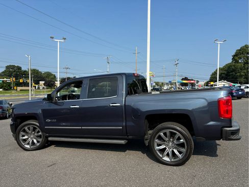 Used 2018 Chevrolet Silverado 1500 LTZ Z71 w/ Centennial Edition AWD/4WD image 9