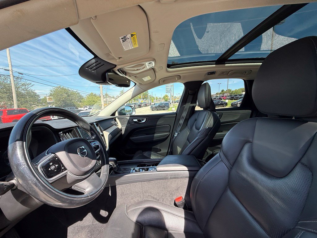 Used 2021 Volvo XC60 T5 Inscription w/ Advanced Package AWD/4WD image 12