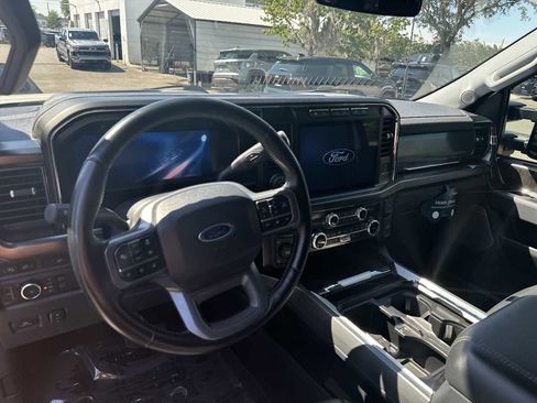 Used 2024 Ford F250 Lariat w/ Lariat Ultimate Package AWD/4WD image 14