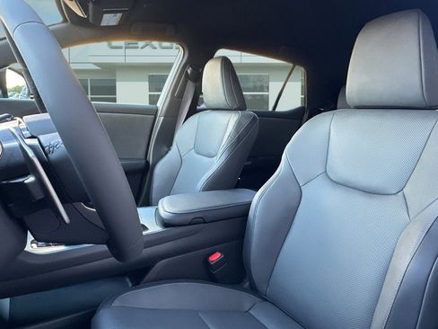 New 2026 Lexus RZ 350e RZ 350e image 5