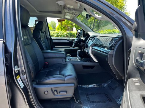Used 2016 Toyota Tundra Platinum AWD/4WD image 30