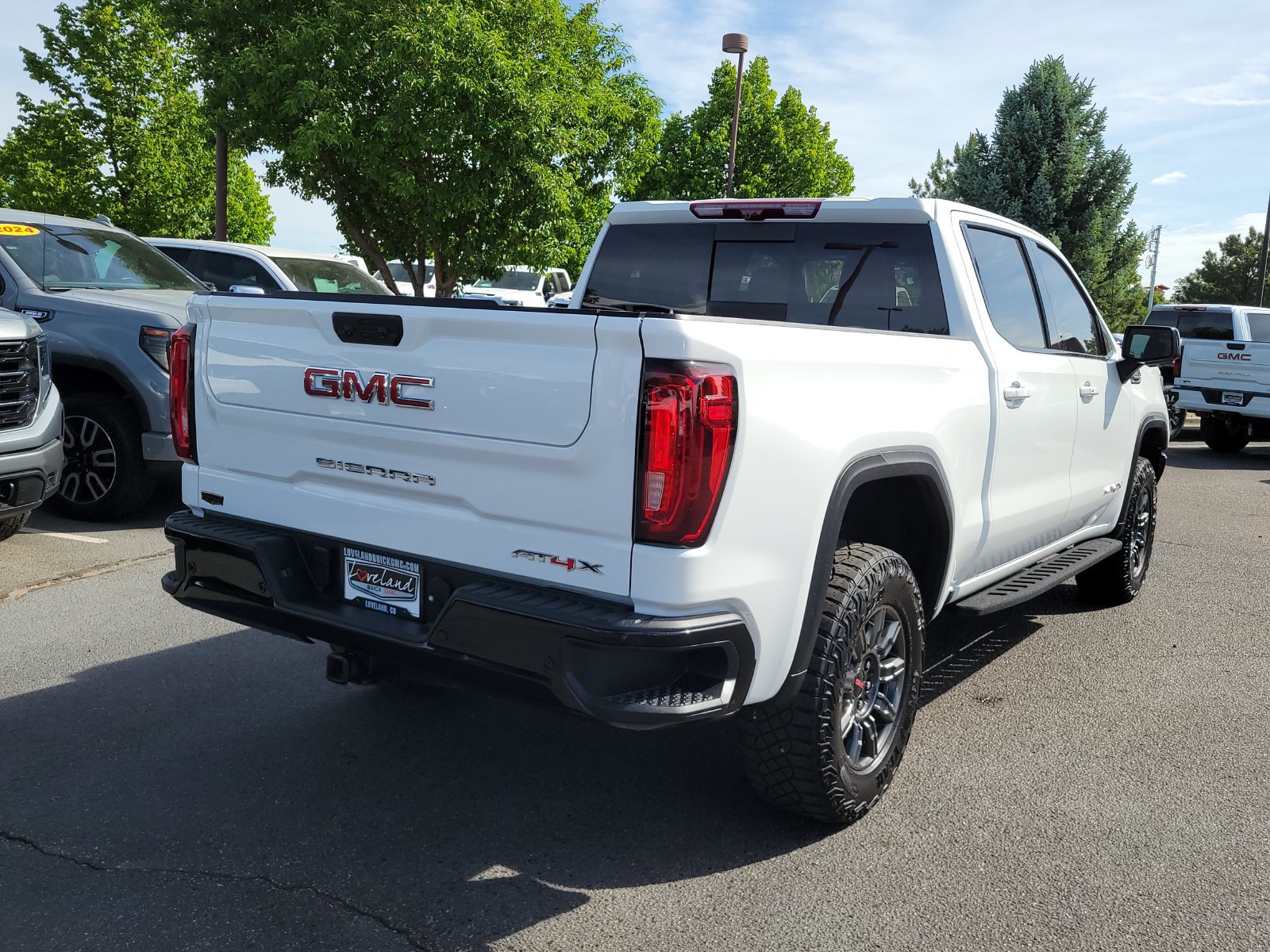 Used 2024 GMC Sierra 1500 AT4X AWD/4WD image 3