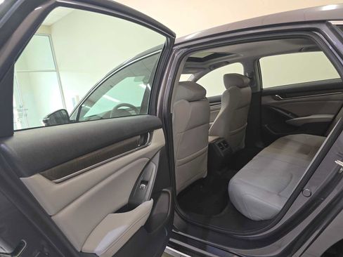 Used 2018 Honda Accord EX-L image 25