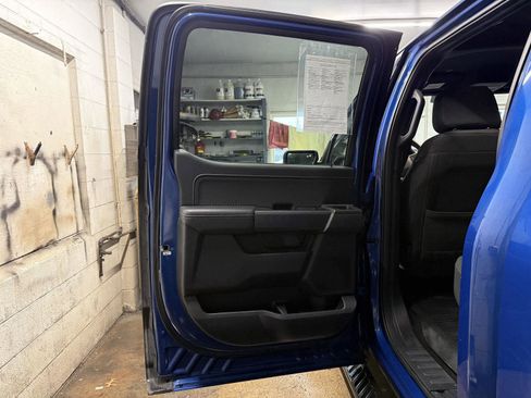 Used 2022 Ford F150 XLT w/ Equipment Group 302A High image 19