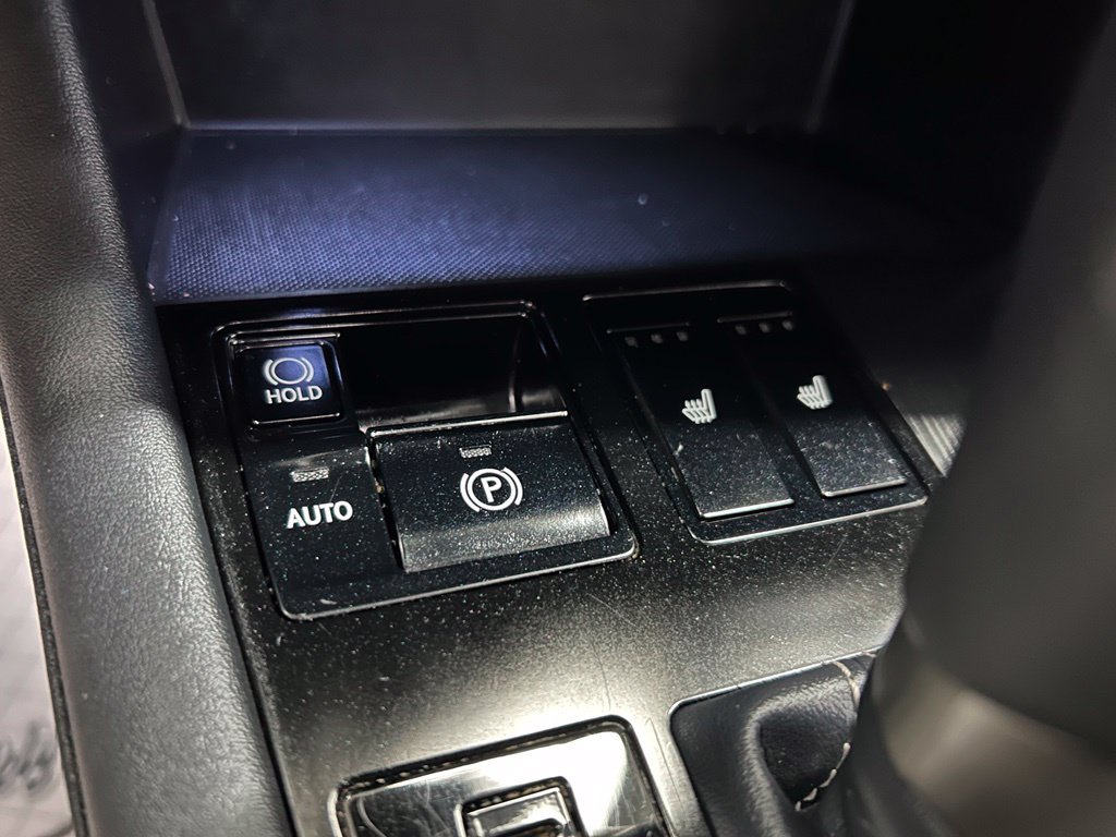 Used 2019 Lexus RX 450h AWD w/ Cold Area Package image 19