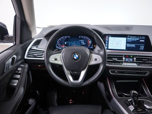 Used 2022 BMW X7 xDrive40i w/ Parking Assistance Package image 12