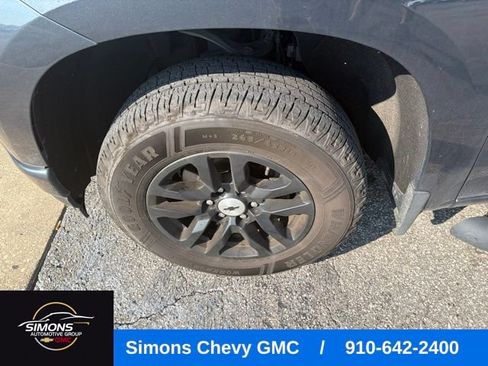 Used 2021 Chevrolet Silverado 1500 RST AWD/4WD image 2