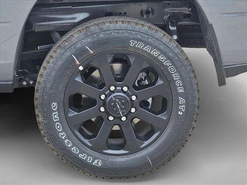 New 2026 RAM 2500 Laramie AWD/4WD image 11