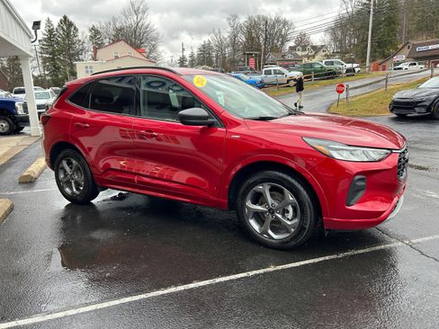 Used 2024 Ford Escape ST-Line w/ Tech Pack #1 image 13