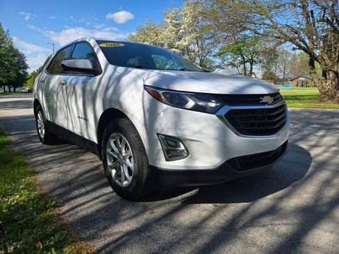 Used 2018 Chevrolet Equinox LT FWD image 8