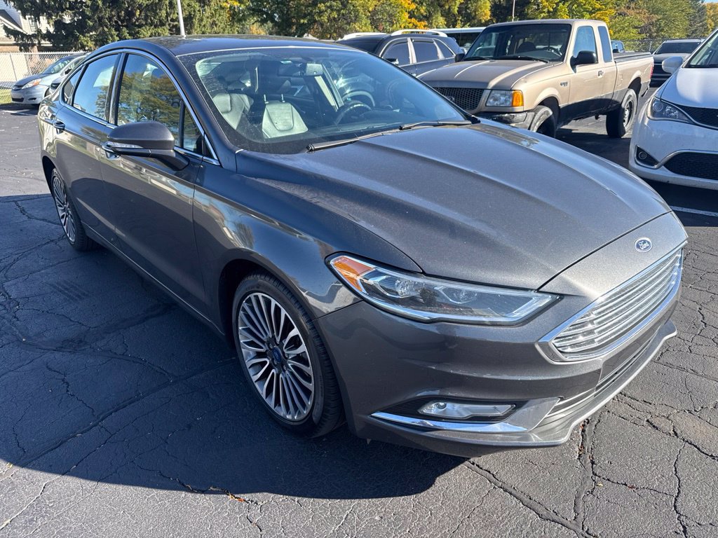 Used 2018 Ford Fusion Titanium AWD/4WD image 2