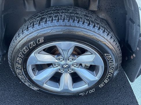 Used 2022 RAM 1500 Limited image 40