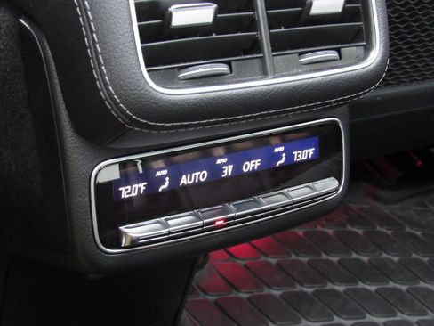 Certified 2025 Mercedes-Benz GLS 450 4MATIC image 39