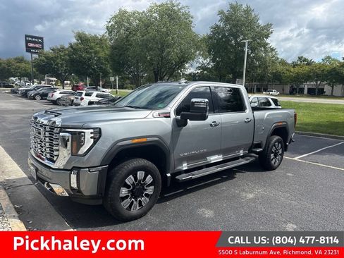 Used 2024 GMC Sierra 3500 Denali w/ Denali Reserve Package AWD/4WD image 1