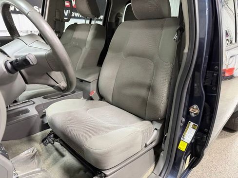 Used 2016 Nissan Frontier SV w/ SV Value Truck Package AWD/4WD image 19