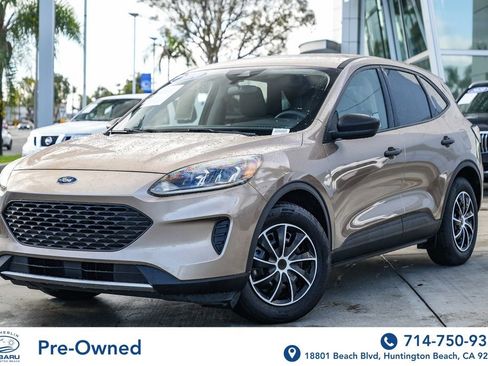 Used 2020 Ford Escape S image 1