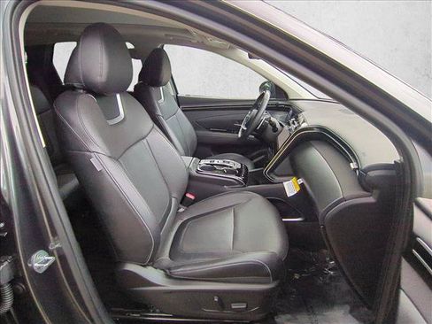 Certified 2023 Hyundai Tucson Limited AWD/4WD image 24
