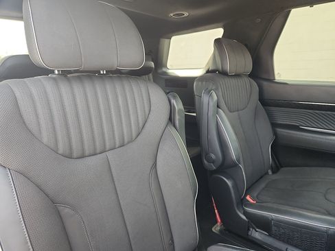 Used 2025 Hyundai Palisade Calligraphy AWD/4WD image 32