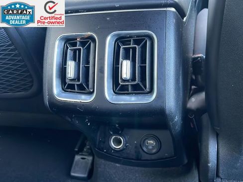 Used 2022 Kia Sorento S image 42