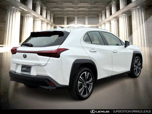 Certified 2025 Lexus UX 300h FWD image 5