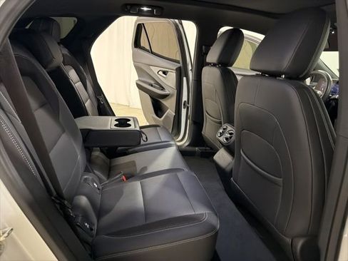 Used 2024 Chevrolet Blazer EV LT image 20