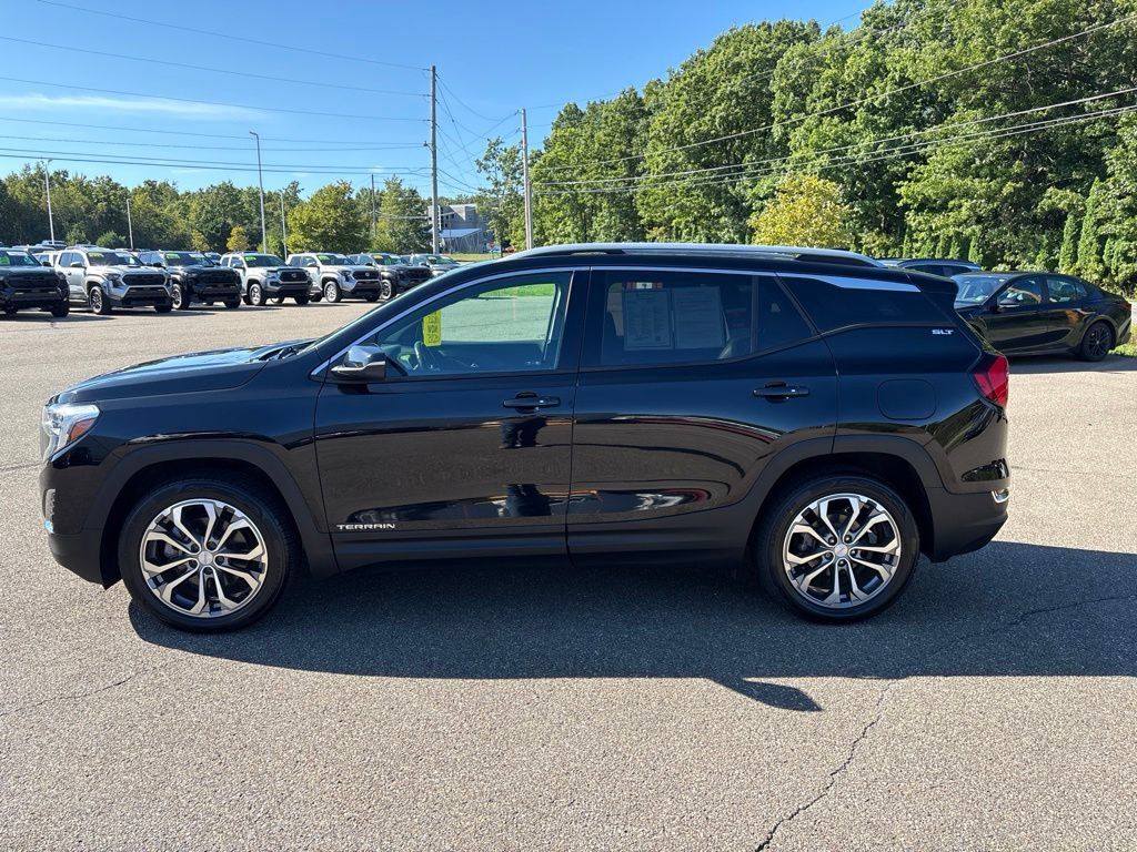 Used 2019 GMC Terrain SLT w/ Preferred Package AWD/4WD image 3