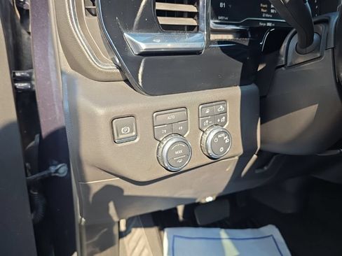 Used 2025 GMC Sierra 1500 SLE w/ Preferred Package AWD/4WD image 19