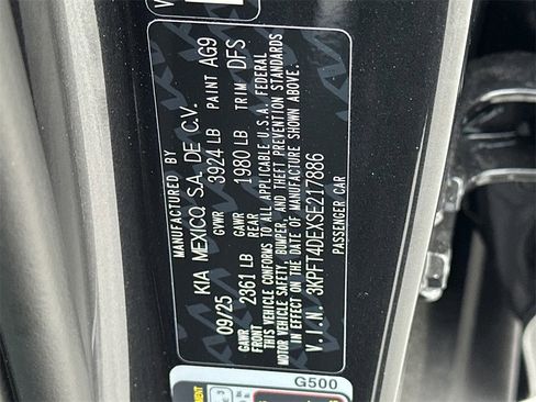 New 2025 Kia K4 LXS image 26