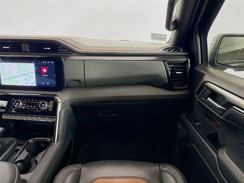 Used 2023 GMC Sierra 1500 AT4 w/ AT4 Premium Package AWD/4WD image 25