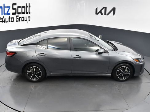 Used 2024 Nissan Sentra SV image 22
