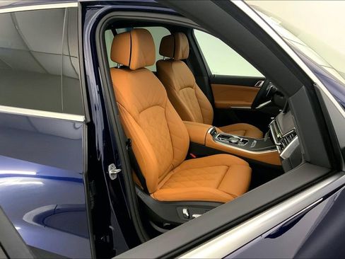 New 2026 BMW X5 xDrive50e w/ Climate Comfort Package image 7