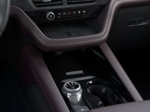 Used 2025 Ford Explorer Platinum RWD image 15