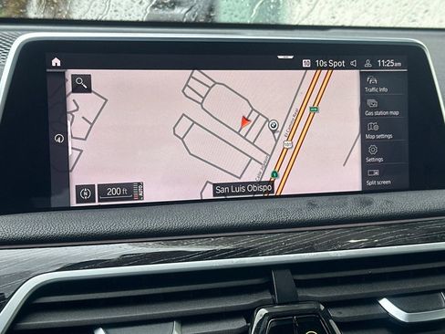 Used 2020 BMW 740i w/ M Sport Package image 17