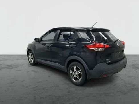 Used 2020 Nissan Kicks S FWD image 9