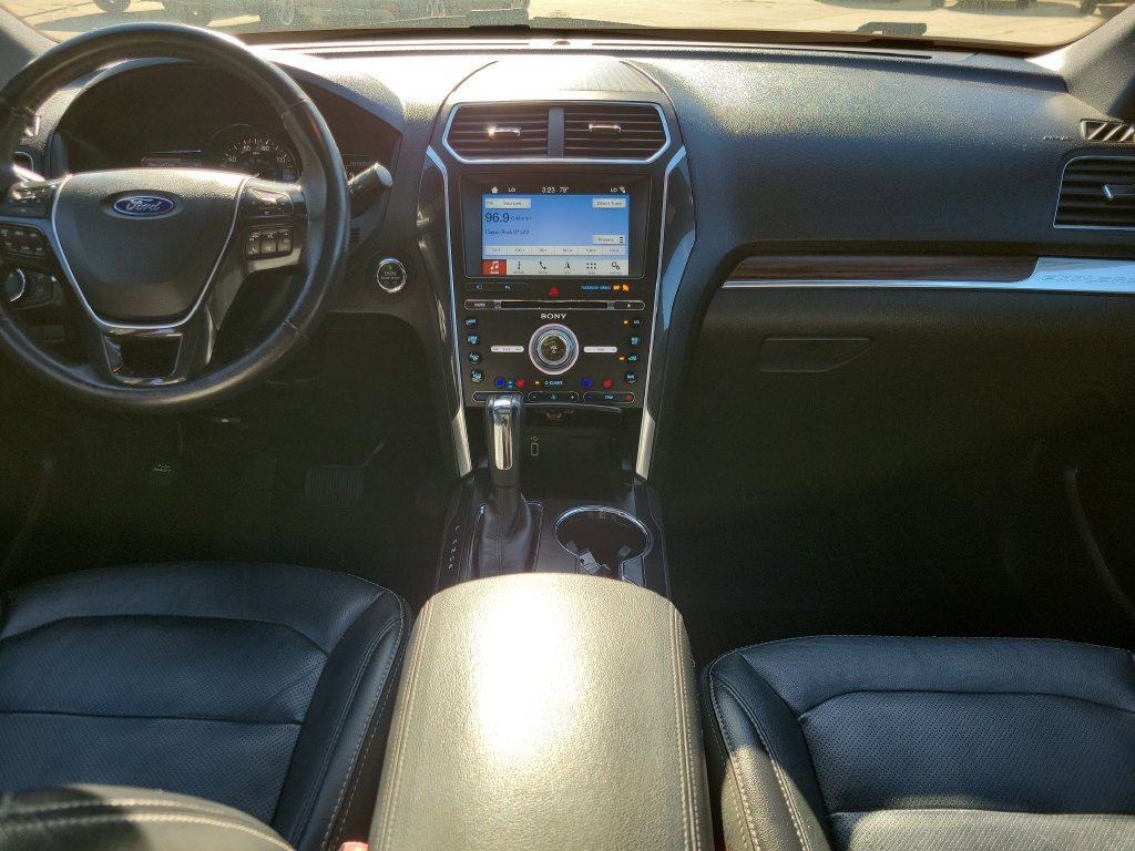 Used 2017 Ford Explorer Limited AWD/4WD image 16