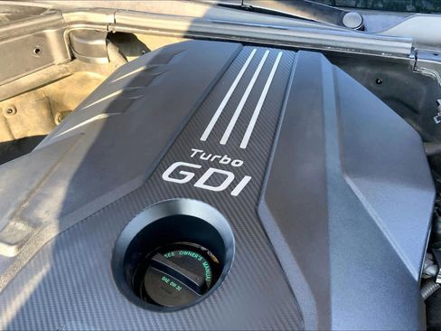 Used 2023 Genesis G70 2.0T w/ Sport Prestige Package image 33