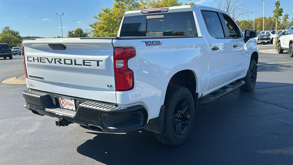 Used 2021 Chevrolet Silverado 1500 LT Trail Boss w/ Convenience Package II AWD/4WD image 9