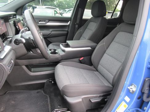 Used 2026 GMC Terrain Elevation w/ Black Edition FWD image 19