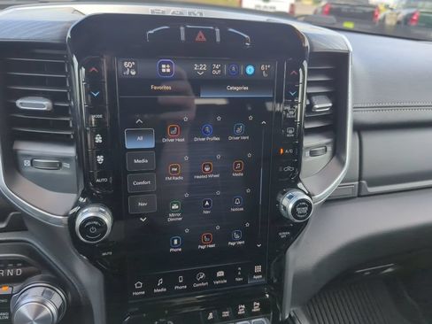 Used 2023 RAM 1500 Laramie AWD/4WD image 21