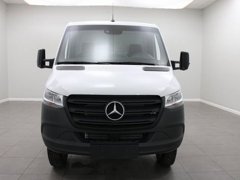 New 2023 Mercedes-Benz Sprinter 3500 image 2