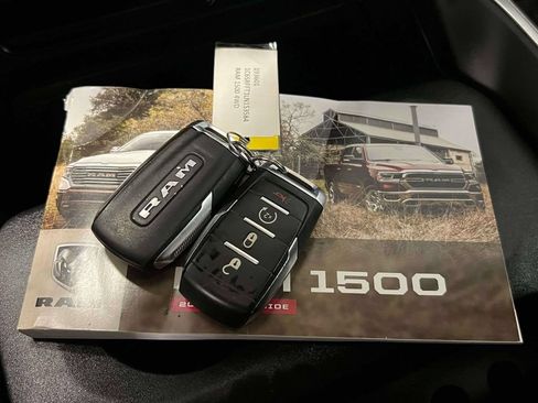 Used 2020 RAM 1500 Big Horn AWD/4WD image 34