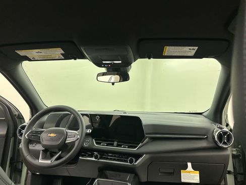 New 2026 Chevrolet Equinox LT w/ Convenience Package II image 21