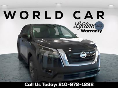 Used 2025 Nissan Pathfinder S
