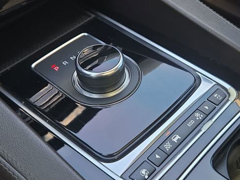 Used 2020 Jaguar F-PACE Prestige AWD/4WD image 33