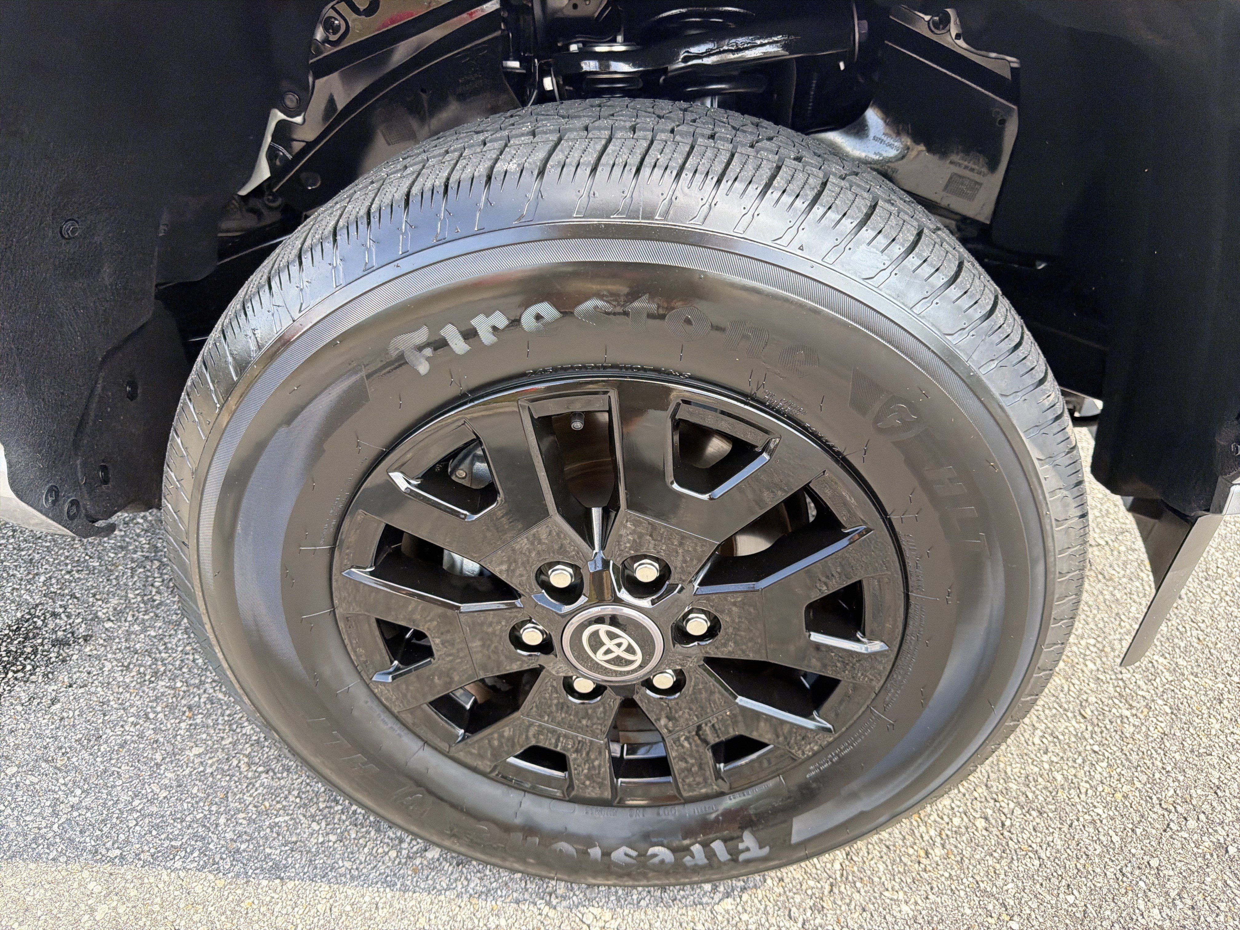 Certified 2025 Toyota Tacoma SR5 AWD/4WD image 23